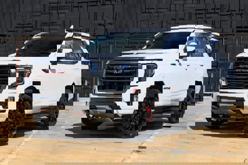 Used 2022 GMC Yukon AT4 w/ Max Trailering Package image 1