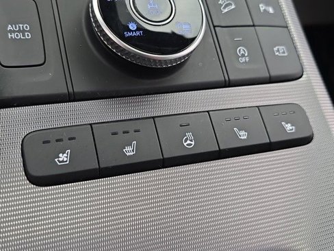 Used 2024 Hyundai Palisade Calligraphy image 20