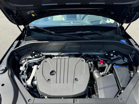 New 2026 Volvo XC90 B5 Ultra image 18