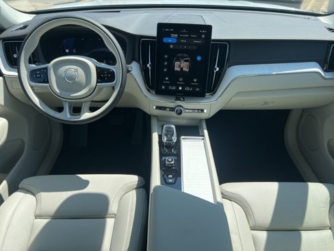 New 2026 Volvo XC60 T8 Ultra image 12