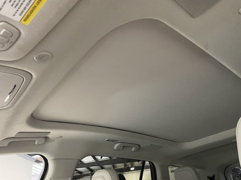 Used 2025 Lincoln Aviator Reserve w/ Equipment Group 201A image 7