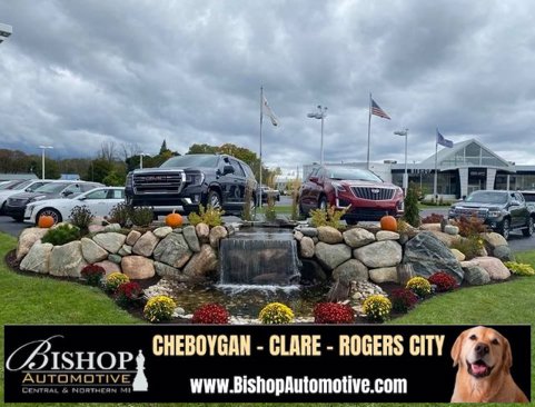 Used 2022 Buick Enclave Essence image 12
