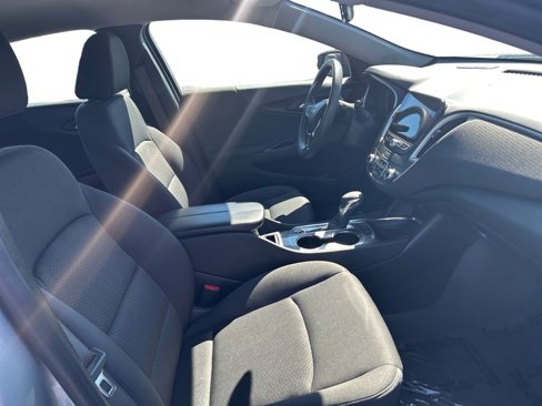 Used 2024 Chevrolet Malibu LT image 16