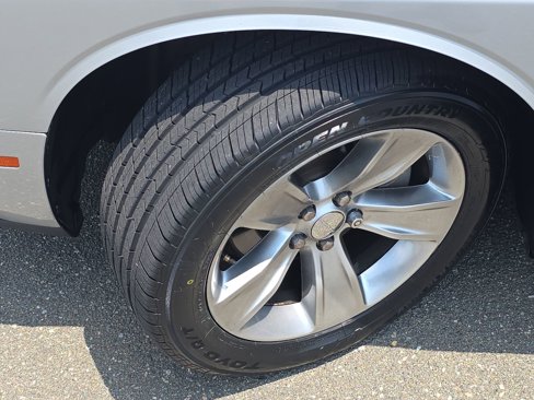 Used 2021 Dodge Challenger SXT image 36
