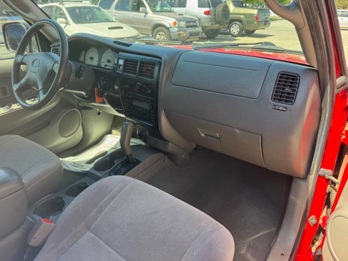 Used 2004 Toyota Tacoma PreRunner image 20