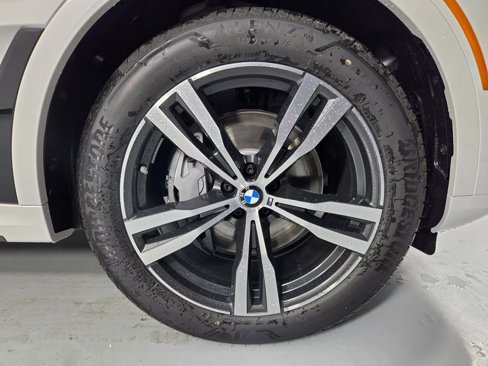 New 2026 BMW X7 xDrive40i w/ M Sport Package image 9