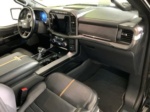 Used 2023 Ford F150 Platinum image 36