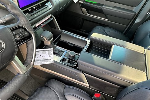 New 2026 Toyota Tundra Platinum image 8