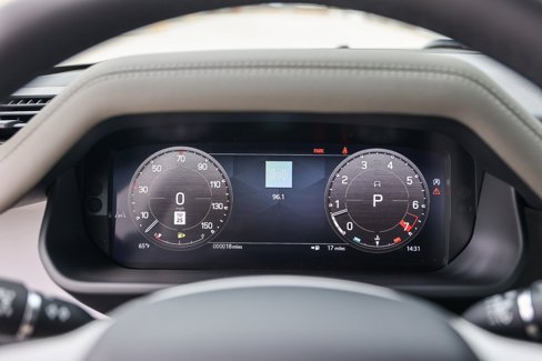 New 2025 Land Rover Defender 90 S image 21