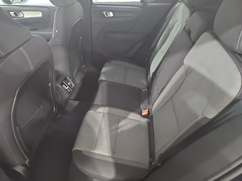 New 2026 Volvo XC40 B5 Core w/ Climate Package image 19