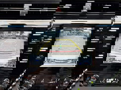 Used 2018 Toyota Camry XSE image 27