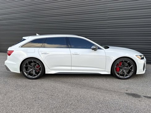 Used 2025 Audi RS 6 performance image 9