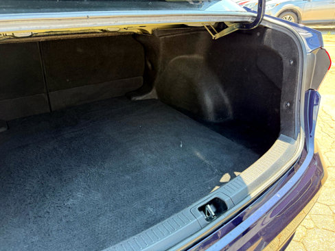 Used 2020 Toyota Corolla LE image 35