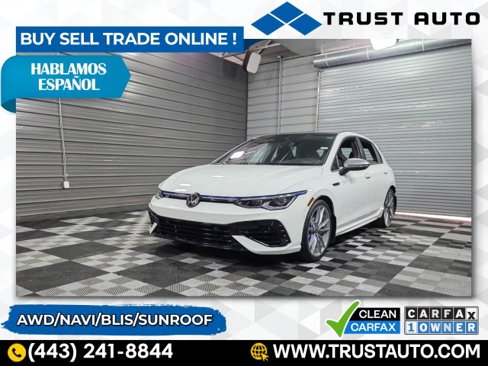 Used 2024 Volkswagen Golf R image 1