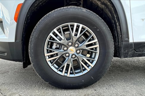 New 2025 Chevrolet Traverse LT w/ Driver Confidence Package image 12