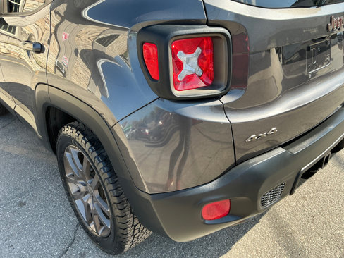 Used 2016 Jeep Renegade 75th Anniversary image 10