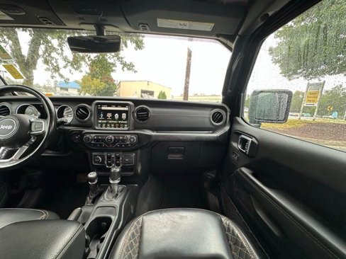 Used 2022 Jeep Wrangler Unlimited Sahara image 31