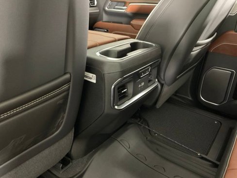 New 2025 GMC Sierra 2500 Denali Ultimate w/ Max Trailering Package image 15