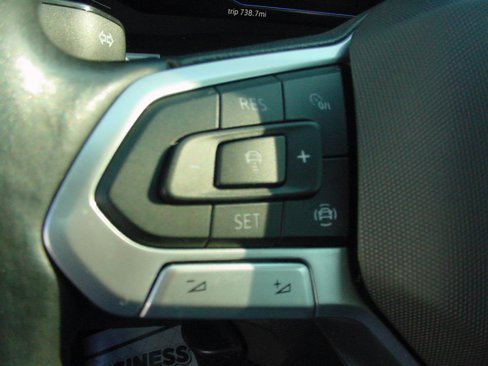 Used 2021 Volkswagen Atlas SEL image 8