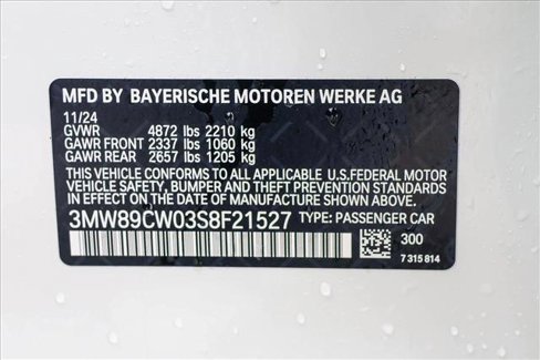 Used 2025 BMW 330i xDrive Sedan w/ Premium Package image 28