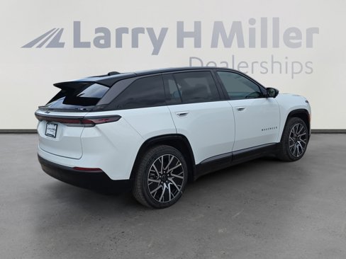 New 2025 Jeep Wagoneer Limited w/ Trailer Tow Group image 5