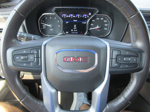 Used 2021 GMC Yukon SLT image 25