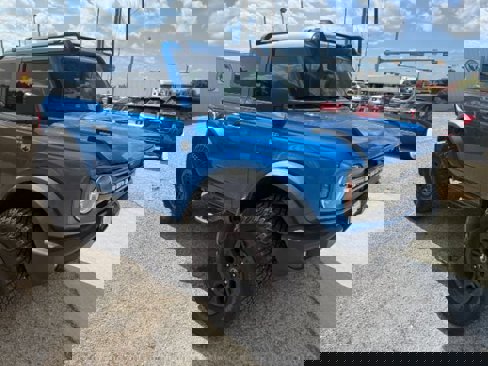 Used 2022 Ford Bronco Big Bend image 2