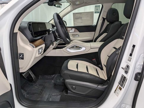 New 2025 Mercedes-Benz GLE 53 AMG 4MATIC image 4