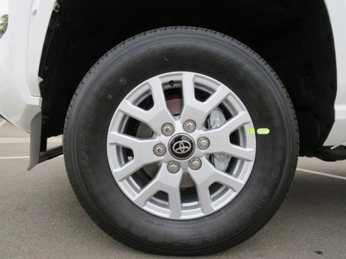 New 2025 Toyota Tacoma SR5 image 7