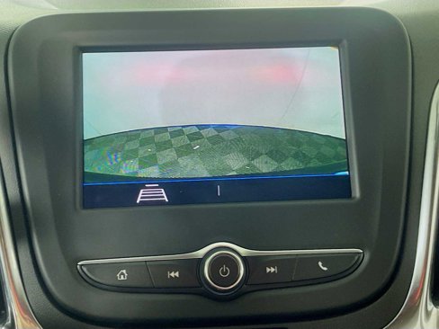 Used 2020 Chevrolet Equinox LT image 11