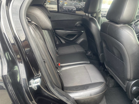 Used 2019 Chevrolet Trax LT w/ LT Convenience Package image 17