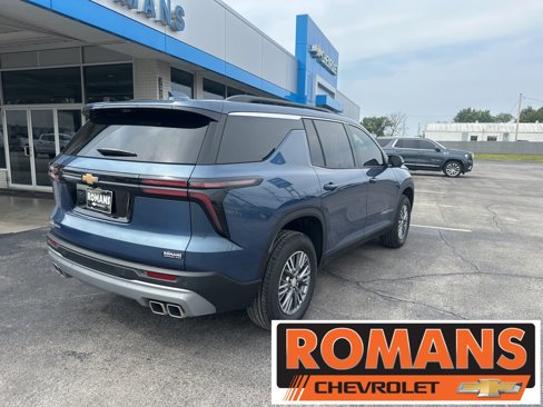 New 2026 Chevrolet Traverse LT w/ Driver Confidence Package image 3