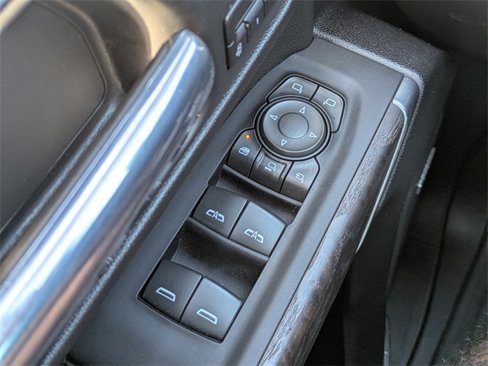 Used 2023 GMC Sierra 2500 Denali w/ Denali Black Diamond Edition image 25