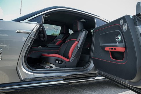 Certified 2025 Rolls-Royce Spectre w/ Spectre Launch Package image 10