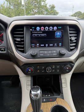 Used 2017 GMC Acadia Denali w/ Technology Package image 19