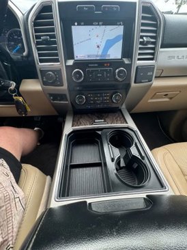 Used 2017 Ford F250 Lariat w/ Chrome Package image 22