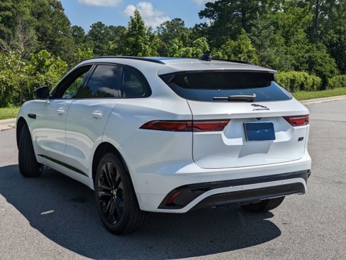 New 2026 Jaguar F-PACE R-Dynamic S image 8