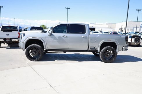 Used 2025 GMC Sierra 2500 Denali Ultimate image 3
