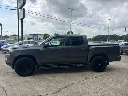 Used 2022 Nissan Frontier SV image 13