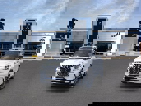 New 2023 Lincoln Corsair Grand Touring w/ Equipment Group 302A image 2