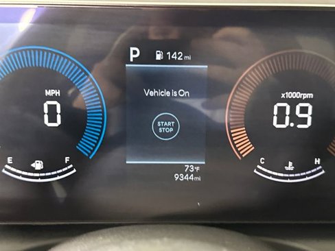 Certified 2025 Hyundai Santa Cruz SEL image 18