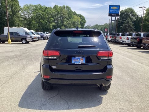 Used 2022 Jeep Grand Cherokee Laredo X image 6