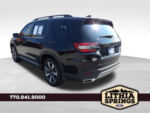 Used 2025 Honda Pilot Touring image 15