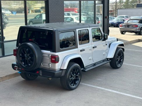 Used 2023 Jeep Wrangler Unlimited Sahara image 11