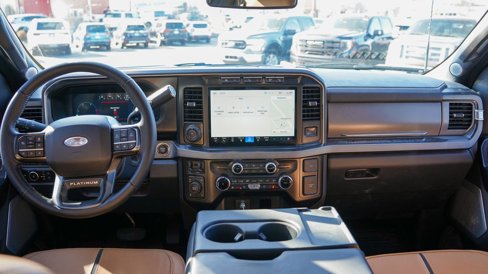 Used 2024 Ford F350 Platinum w/ FX4 Off-Road Package image 22