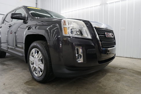 Used 2014 GMC Terrain SLE image 3