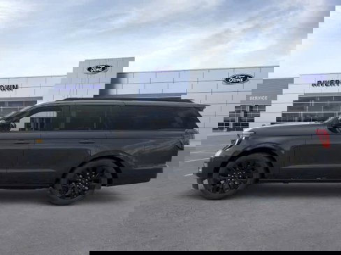 New 2025 Ford Expedition Max Platinum image 3