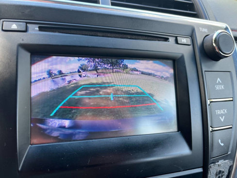 Used 2017 Toyota Camry SE image 8