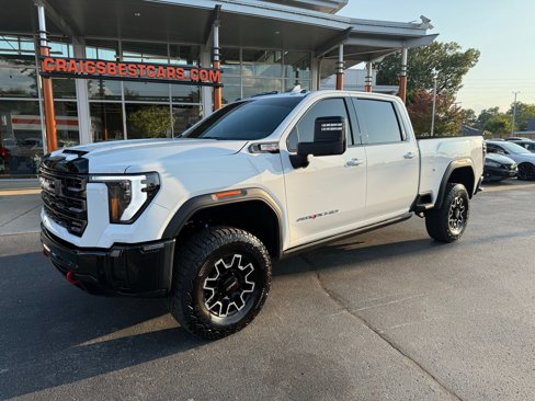 Used 2025 GMC Sierra 2500 AT4X image 6