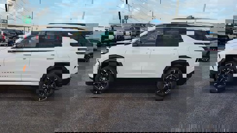 New 2026 Chevrolet Traverse LT w/ Sun and Wheel Package image 5